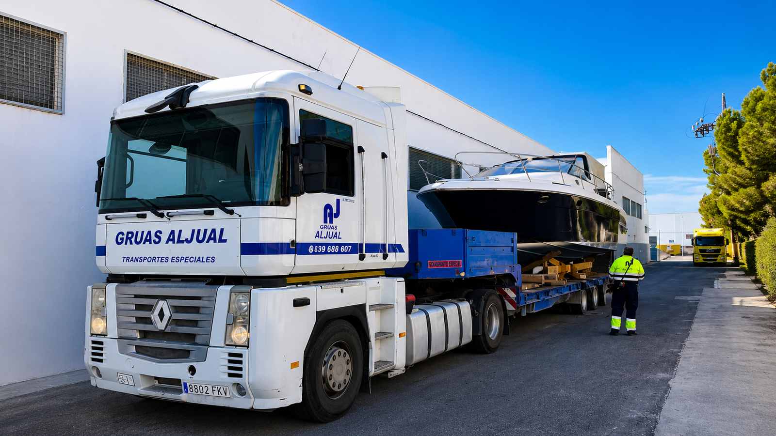 Trabajo técnico de elevación realizado por GRÚAS ALJUAL